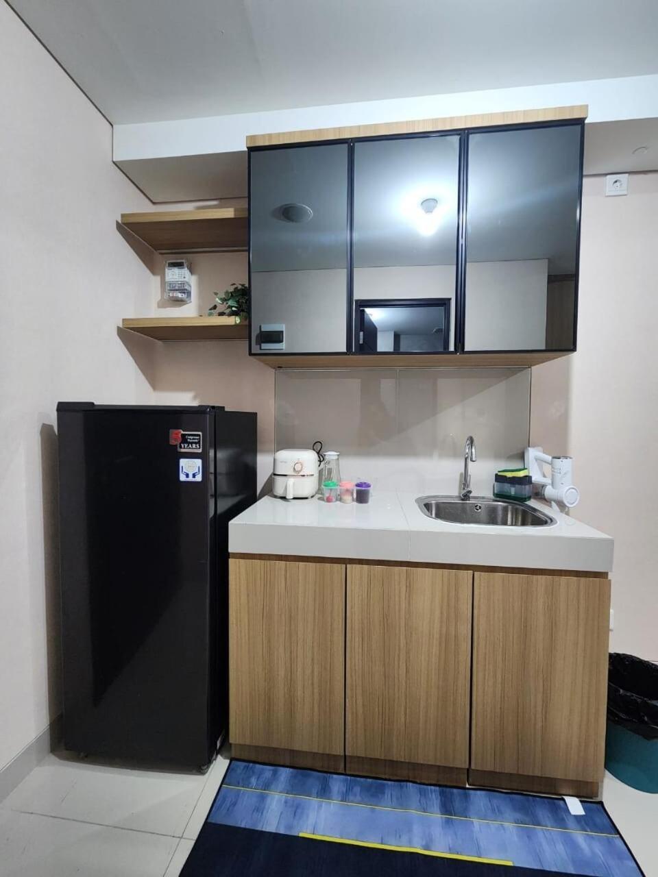 Spacious Comfortable Apartemen South Surabaya Exterior photo